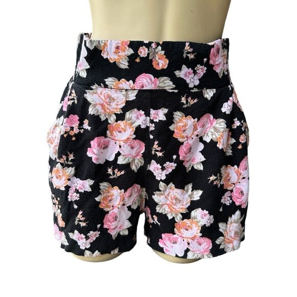Talula Shorts Women's Size M Bohemian Festival‎ Black Floral Design Pockets - Picture 1 of 9
